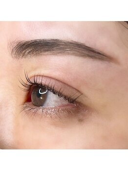 サロン ド ベル(salon de BELLE)の写真/洗練された印象に◎パリジェンヌラッシュリフト＆トリートメント付で自まつげケア☆