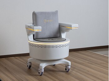 ノーサロン(NO SALON)の写真/【座って鍛えて美姿勢に！】ぽっこりお腹やゆるみが気になるボディにも◎姿勢改善、お体もすっきり！