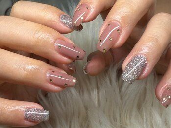 ルナ(LuNa)/グリッターネイル/くすみピンク