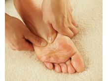 ヨニ 苦楽園(YONI)/足裏からスタート