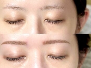 ハローゼア(HELLO THERE!)の写真/【アイブロウwaxスタイリング￥4,980】理想の眉毛で朝のメイクを時短！丁寧なカウンセリングでお悩み解決◎