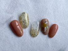 オズ ネイルアンドアイ(OZ NAIL&EYE)/