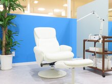 ドクターネイル爪革命 長野店/リクライニングチェア