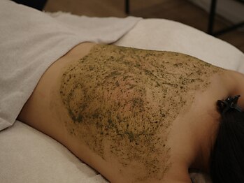 ムーマイニー(m maini)の写真/《本質的な肌質改善》瞬間的なケアではなく、肌が自分で綺麗になれる状態を作ることを大切にしています。