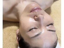 毛穴・くすみ・たるみ改善を一度で実感！フェイシャルワックス！