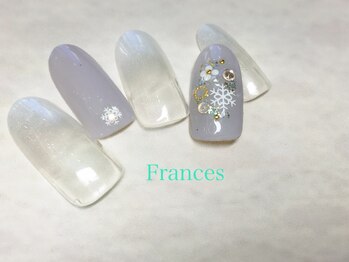 フランセス(Frances)/雪の結晶とお花ネイル