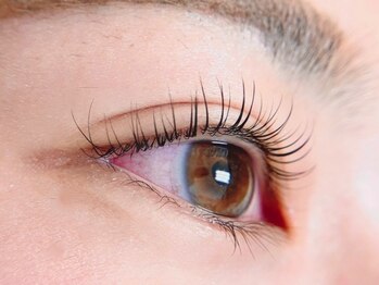 アイラッシュサロン ヴィヴィ 博多店(Eye Lash Salon Vivi)の写真/今ナチュラル志向に大人気！【可愛い印象のまつげパーマ￥4500】【根元から立ち上げるパリジェンヌ￥4980】