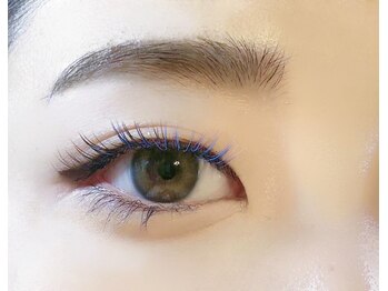 アヤネイルズ アンド アイラッシュ(AYA NAILZ.＆Eyelash)/短めのJカールでフルカラー