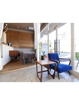 小規模プライベートサロン