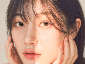 ソエ バイ ミレボ 小倉(soe by me.rebo)の写真/《最旬モテ眉デザインに》 王道の平行ストレート眉～ナチュラル眉まで骨格に合わせたデザインをご提案*