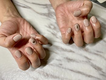 ネイルアンドアイラッシュ シヴァ(Siva)/