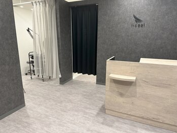 アイクール 神戸三宮店(i-cool)の写真/【神戸三宮☆メンズ専門の眉毛アイブロウサロン】眉毛の形、薄さ、濃さなどにお困りな方におすすめ！