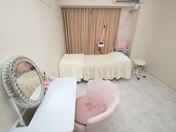 ビアリ 川越店の写真/【毛穴ケアデビューなら当店へ】20代後半の肌悩みをお任せ！専門店独自の施術で驚きのつるん肌に♪