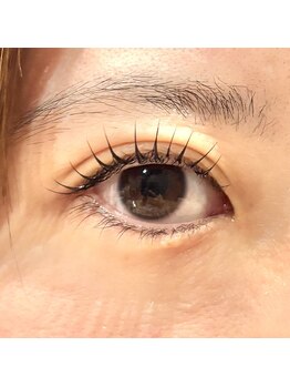 G LUX　eyelash /根本立ち上げまつ毛パーマ