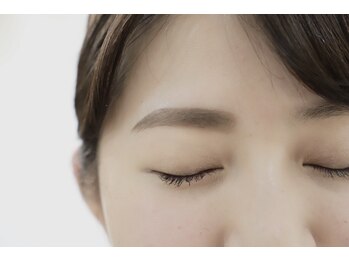 ゼノン小町 ルクアイーレ店(ZENON小町)/王道ストレート眉