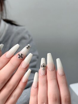 ネイルズ イロハ 池袋店(NAILS 168)/チップ長さ出し