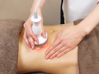 エーシーサロン 六本木店(acsalon)の写真/【ウエスト激変】次世代エステ★最新痩身マシンでウエスト職人が理想のくびれを造形！