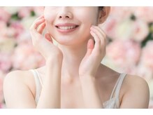 サロンド 美意(salondeB)の雰囲気（小顔は優しいタッチで顔や頭の筋肉をほぐしてリンパの滞りをケア）