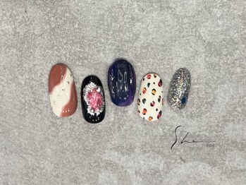 シー(SHE)/11月monthly design