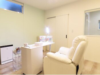 トゥインクル アンド コー(Twinkle&Co.)の写真/【一軒家サロン★】小規模で気軽にふらっと立ち寄れて、おくつろぎ頂けるサロンです♪デザイン相談も◎