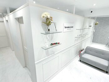 ロレインブロウ 札幌大通り店