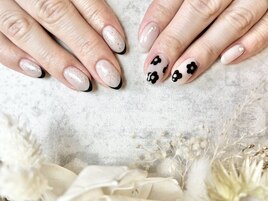 RICHELLE Design Collection