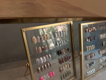 エル(alle.)の写真/「そのネイル、どこでやったの？」と聞かれる喜びを。光を纏う艶、美フォルム、心ときめくデザインを。