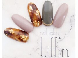 定番べっ甲ネイル