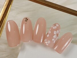 ¥8920