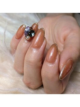 トロワ(Trois)/ビジューネイル