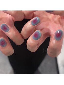 シー(SHE)/チークネイル