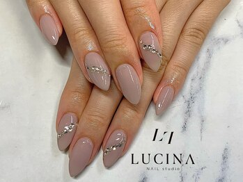 ネイルスタジオ ルキナ(LUCINA)/T-092 大人シンプルラメライン