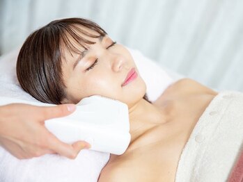 クロエ 梅田店(Chloe)の写真/【脱毛専門×完全都度払い】まるごと全身脱毛4800円♪最新機器で初回から圧倒的な効果を発揮☆