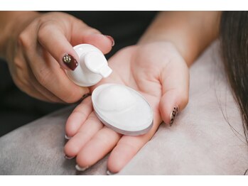 アイリー(i’rry)/ふわふわ泡でアイシャンプー