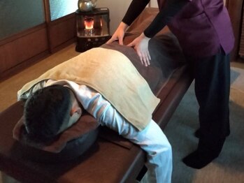 楓の写真/お仕事を頑張る男性に癒しの時間を♪辛い箇所をしっかり的確に揉み流し疲れを解消!【もみほぐし75分¥4000】