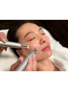 ホウレイ線・たるみ改善！予防ケア