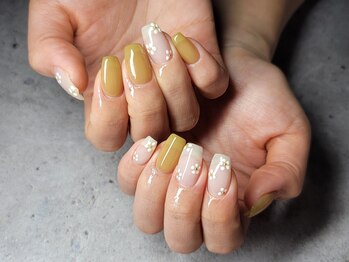 フローラ(Flora)の写真/【洗練されたデザイン多数◎】季節や最新のトレンドにこだわったデザインだから何度も手元を見たくなる！