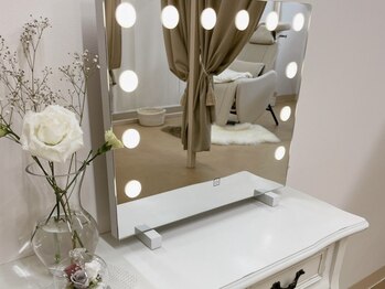 シャルエ アイサロン(Charer)/