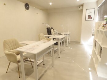 アンジュネイル(Angenail)の写真/少人数サロン♪周りが気にならず快適にお過ごしいただけます♪《初回他店オフ無料》【池袋西口すぐ】