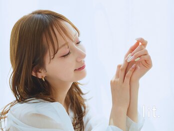 リット 万代店(lit.)の写真/【口コミ高評価◎】初めてでも安心♪丁寧なカウンセリングで似合うデザインをご提案！
