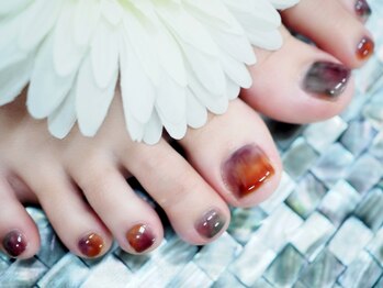 ネイルズ クー(nails Qoo)/ニュアンスフットネイル