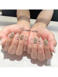 ボタニカルネイルで夏仕様♪