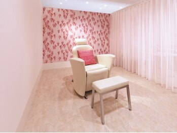 インフェイシャス仙台藤崎店の写真/技術、おもてなし、空間。品質にこだわる40代の大人女性に美と癒しをご提供するパーツ美容専門サロン