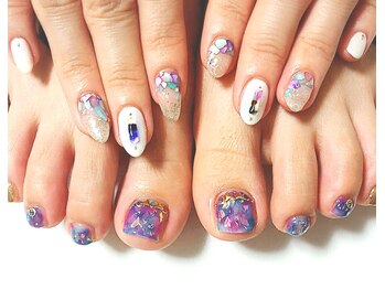 爪ソウシャイン(爪 SO SHINE)/ハンド&フット同日ご予約OK☆