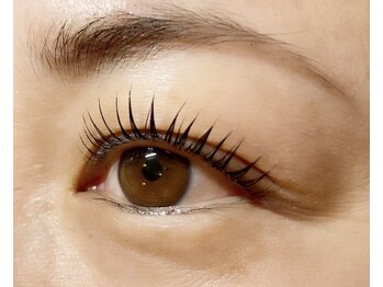 リラクゼーションサロン アロマ ラ ボーテ/パリジェンヌラッシュリフト