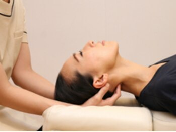 パウワウ 松坂屋上野店/てこの原理で首を芯からゆるめる