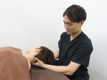 かえで接骨院 石山院/神経の施術を行い頭痛解消へ