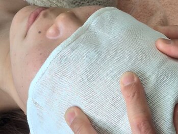 もりさわ治療院 与力町治療室 トサカ(TOSAKA)/【抗酸化美容鍼】