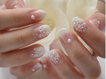 ネイルサロンミキ 横浜(MIKI)/手描き小花埋め尽くし3D花パール