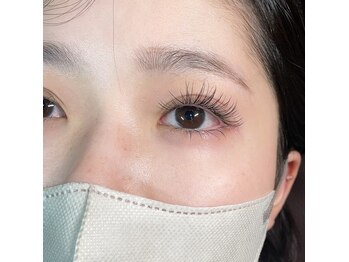 まつげエクステ アンド スクール アンド エステ プティーティドゥール(Putih Tidur)/マツエク/まつ毛エクステ/マツゲ